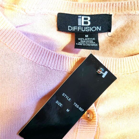 IB Diffusion Light Pink Cardigan Size M Close Knit Classic Comfy Sweater NEW - Picture 6 of 11